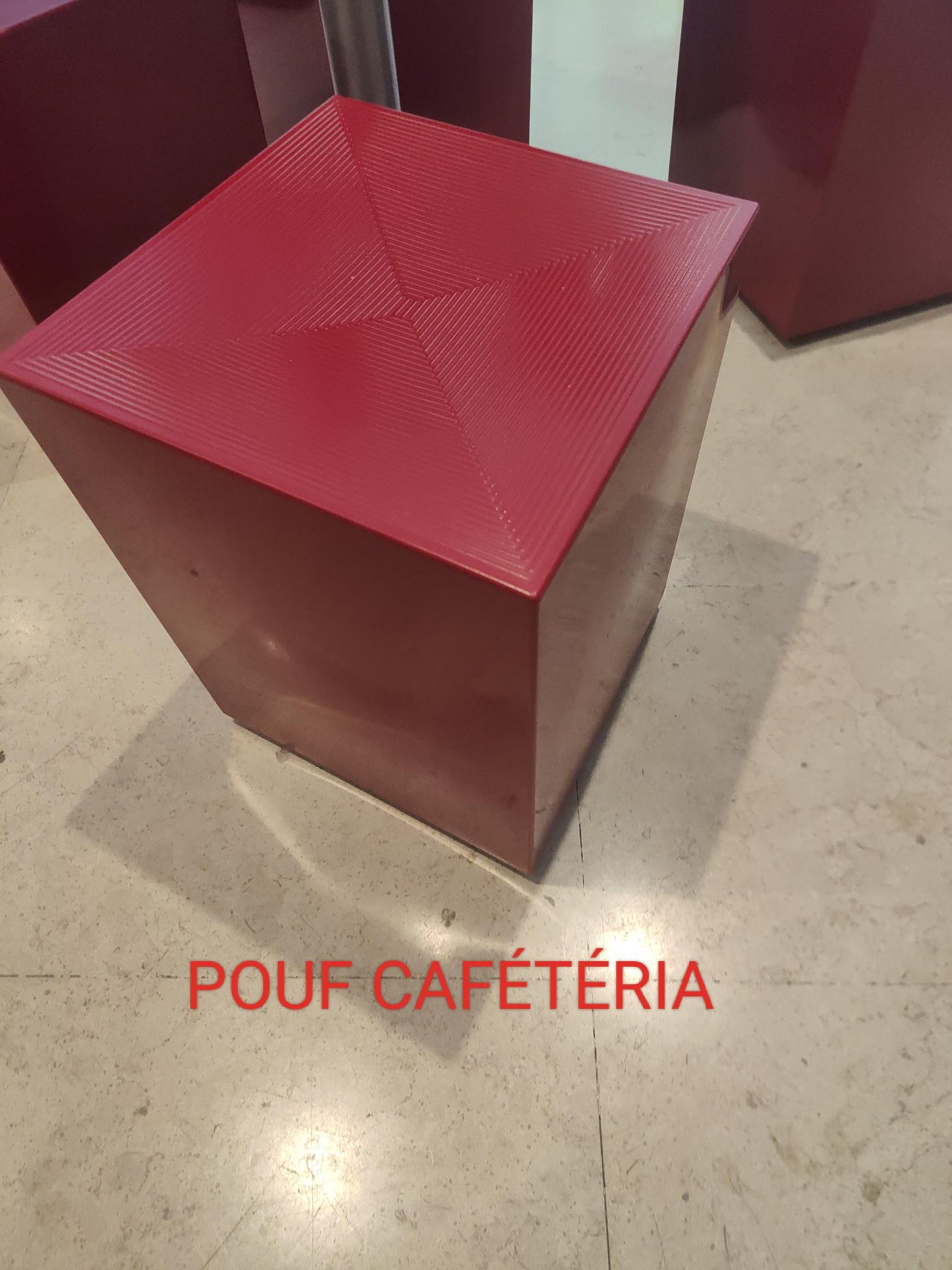 POUF CAFÉTÉRIA ROUGE